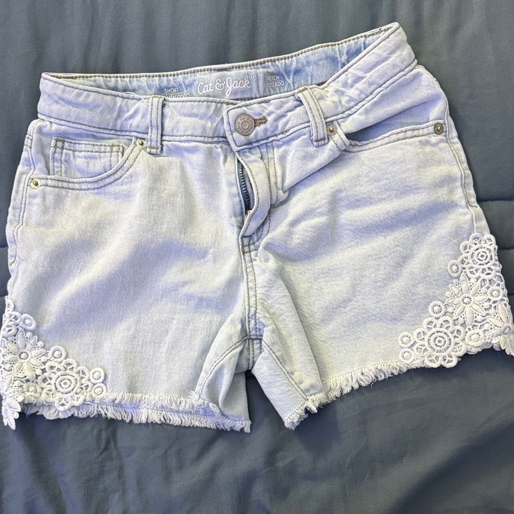 Cat & Jack Women's Light Wash Jean Shorts with Lace
